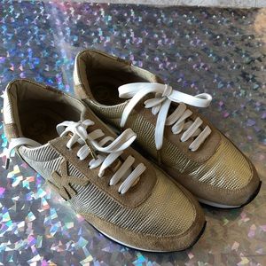 Gold Micael Kors Sneakers